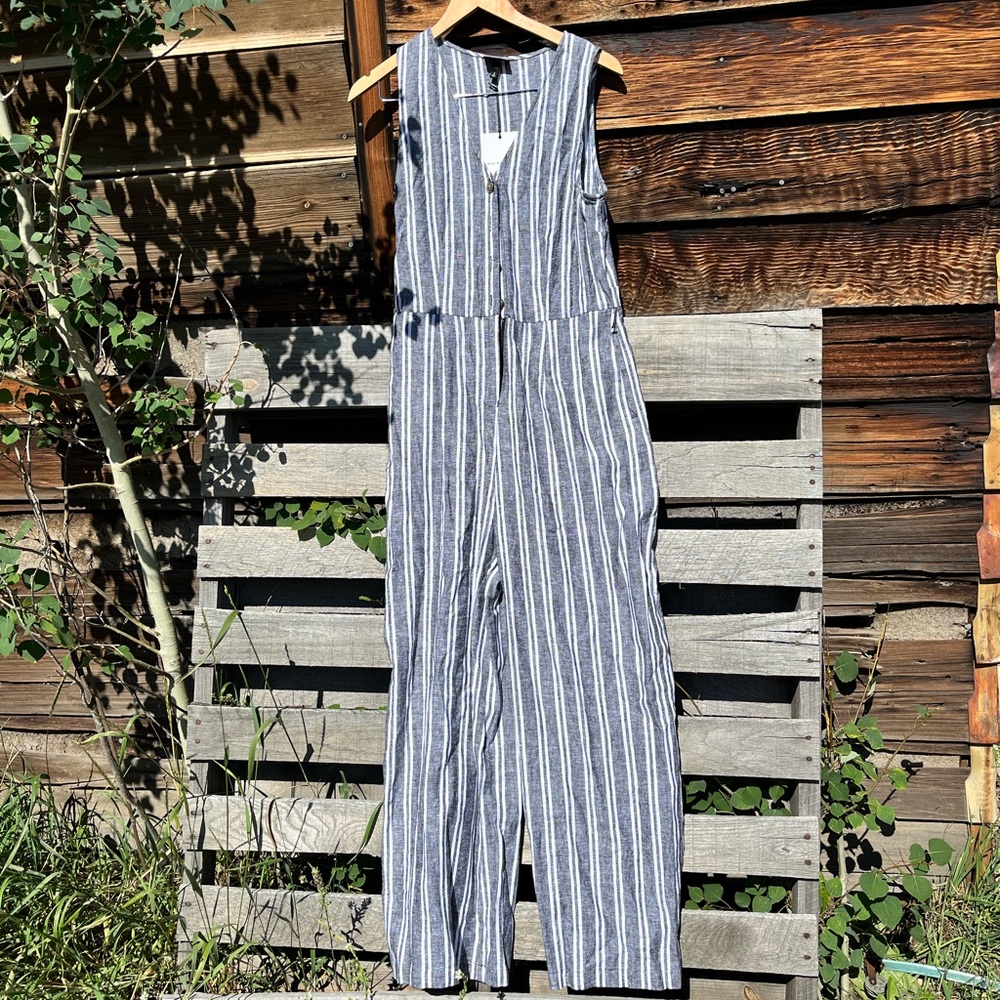 Who what wear striped jumpsuit blue/grey and white NWT